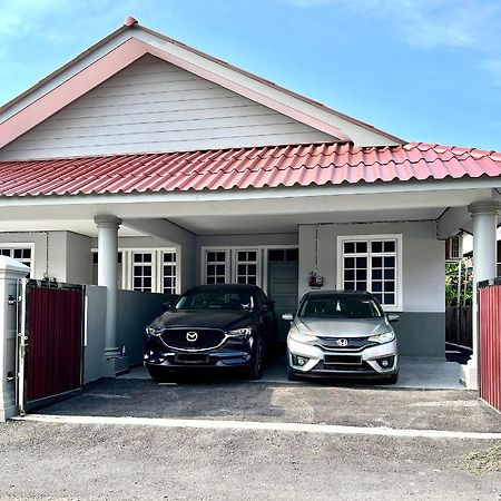 Teratai Homestay 3 Batu Buruk Kuala Terengganu Exteriér fotografie