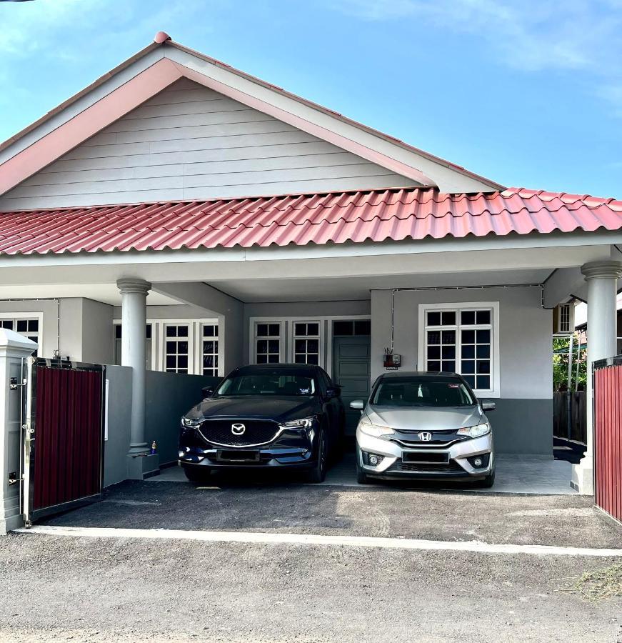 Teratai Homestay 3 Batu Buruk Kuala Terengganu Exteriér fotografie
