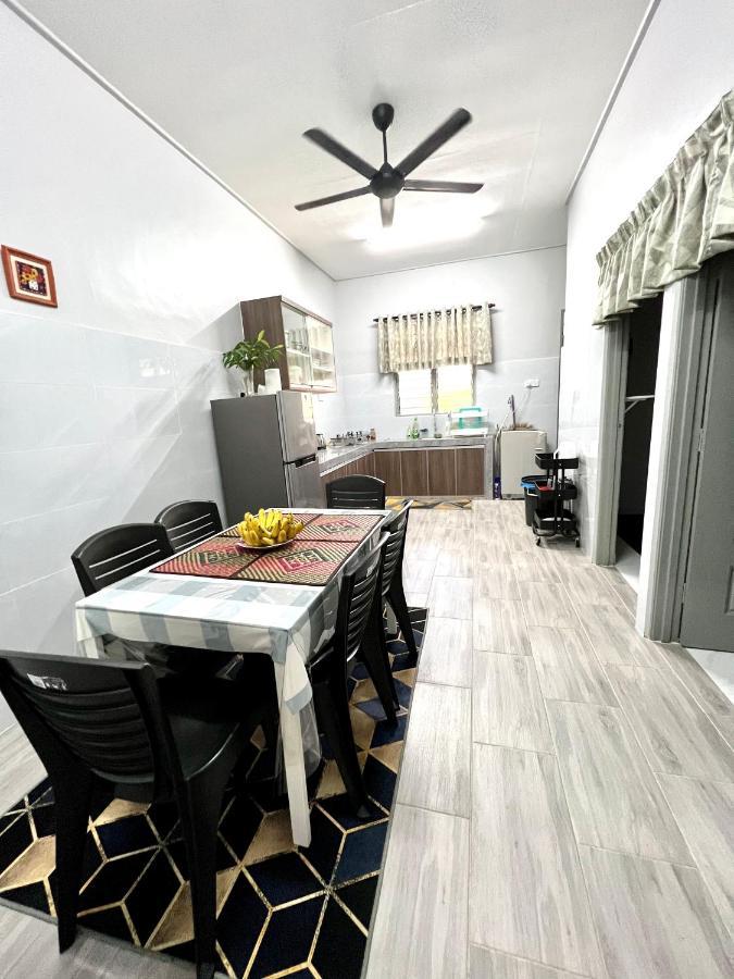 Teratai Homestay 3 Batu Buruk Kuala Terengganu Exteriér fotografie