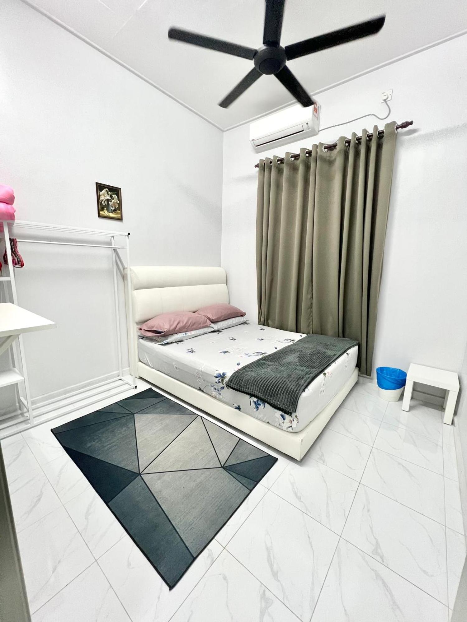 Teratai Homestay 3 Batu Buruk Kuala Terengganu Exteriér fotografie