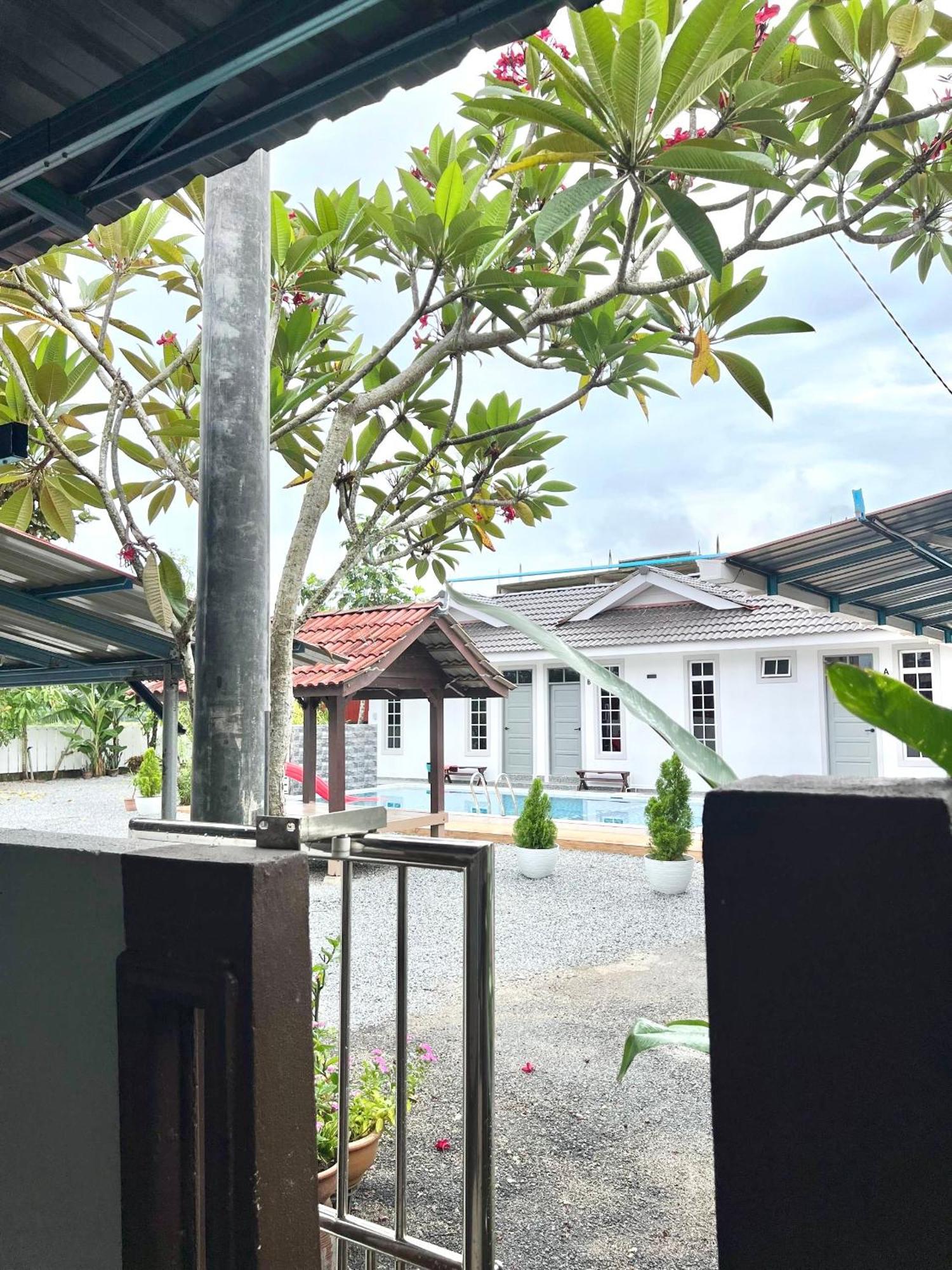 Teratai Homestay 3 Batu Buruk Kuala Terengganu Exteriér fotografie